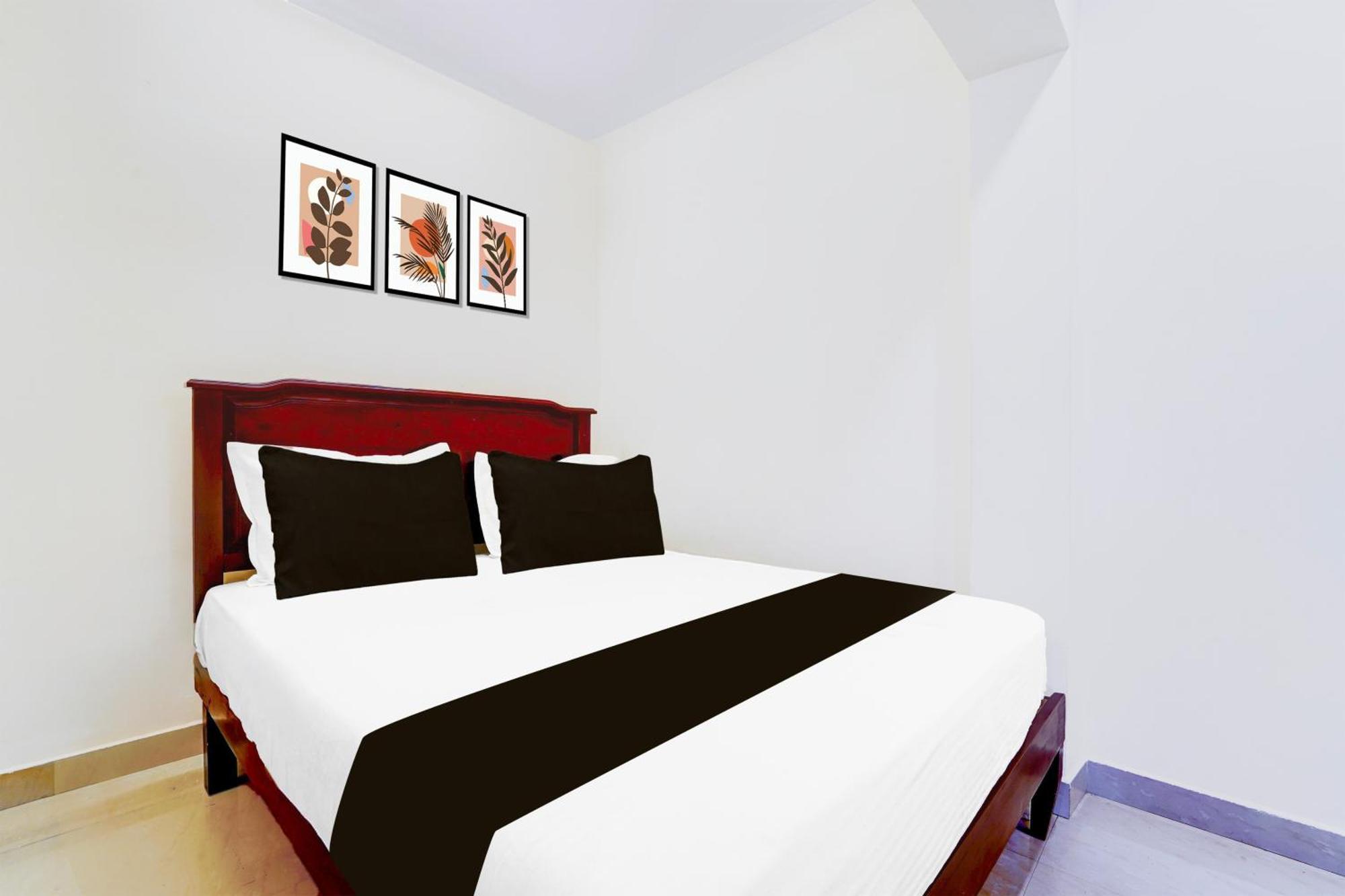 Super Hotel O Dh Road Ernakulam Kochi Exterior foto