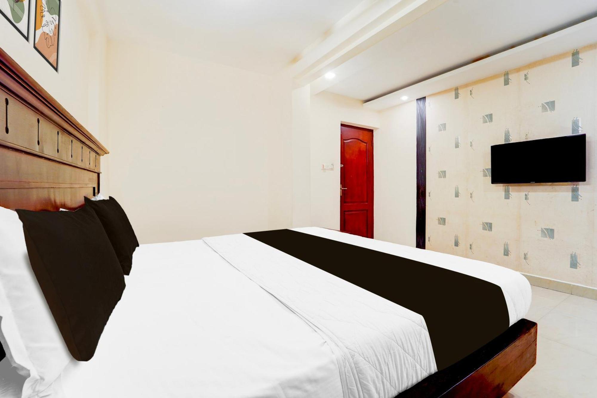 Super Hotel O Dh Road Ernakulam Kochi Exterior foto