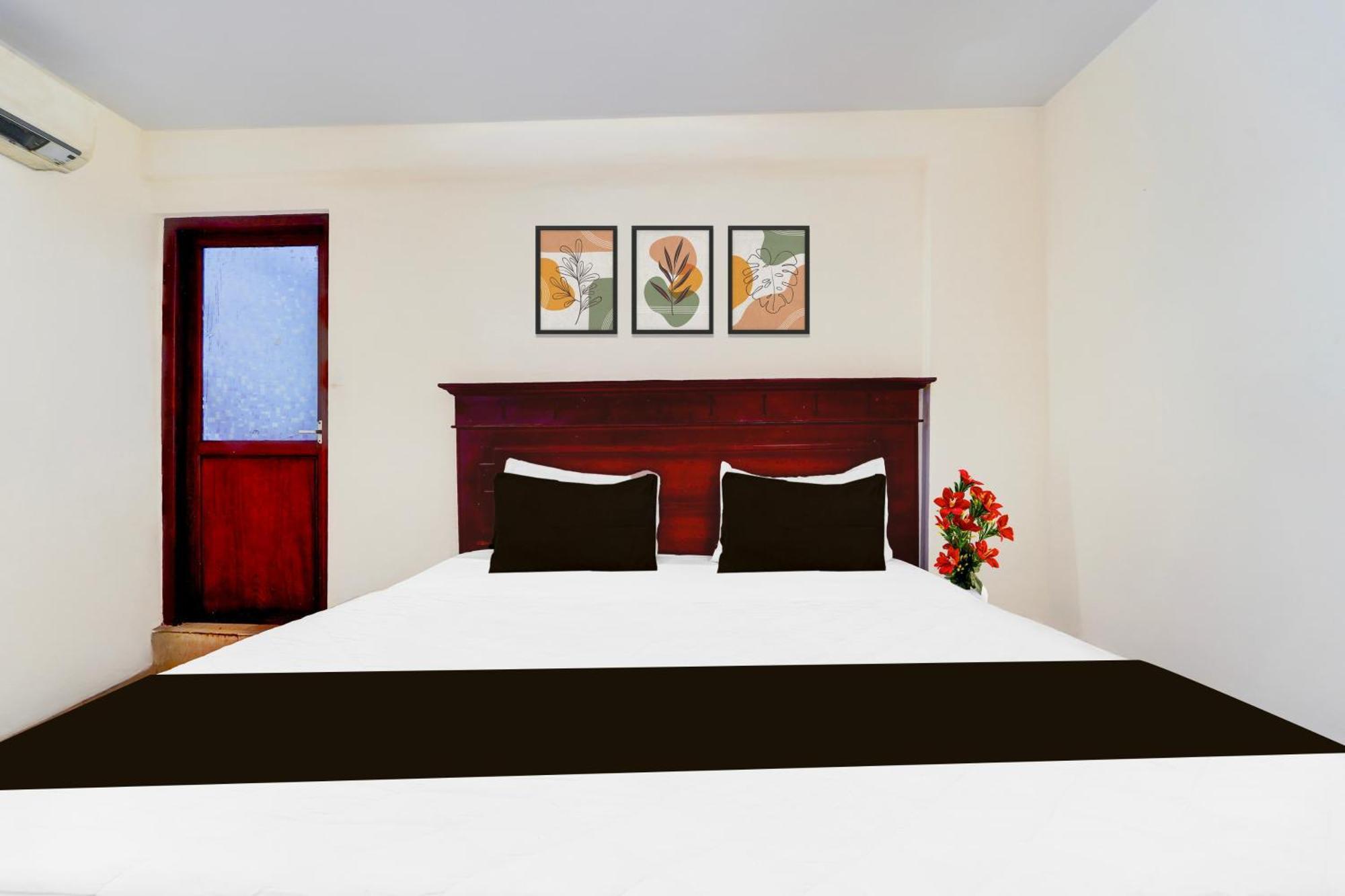 Super Hotel O Dh Road Ernakulam Kochi Exterior foto